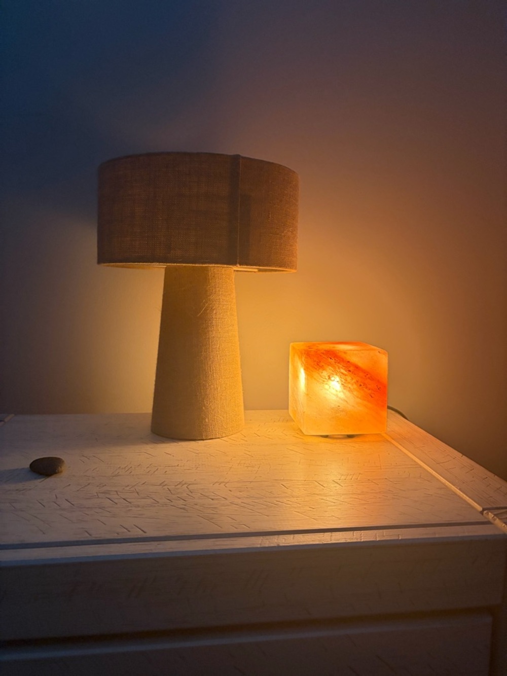 Cube Salt Lamp - Warm Amber Glow
